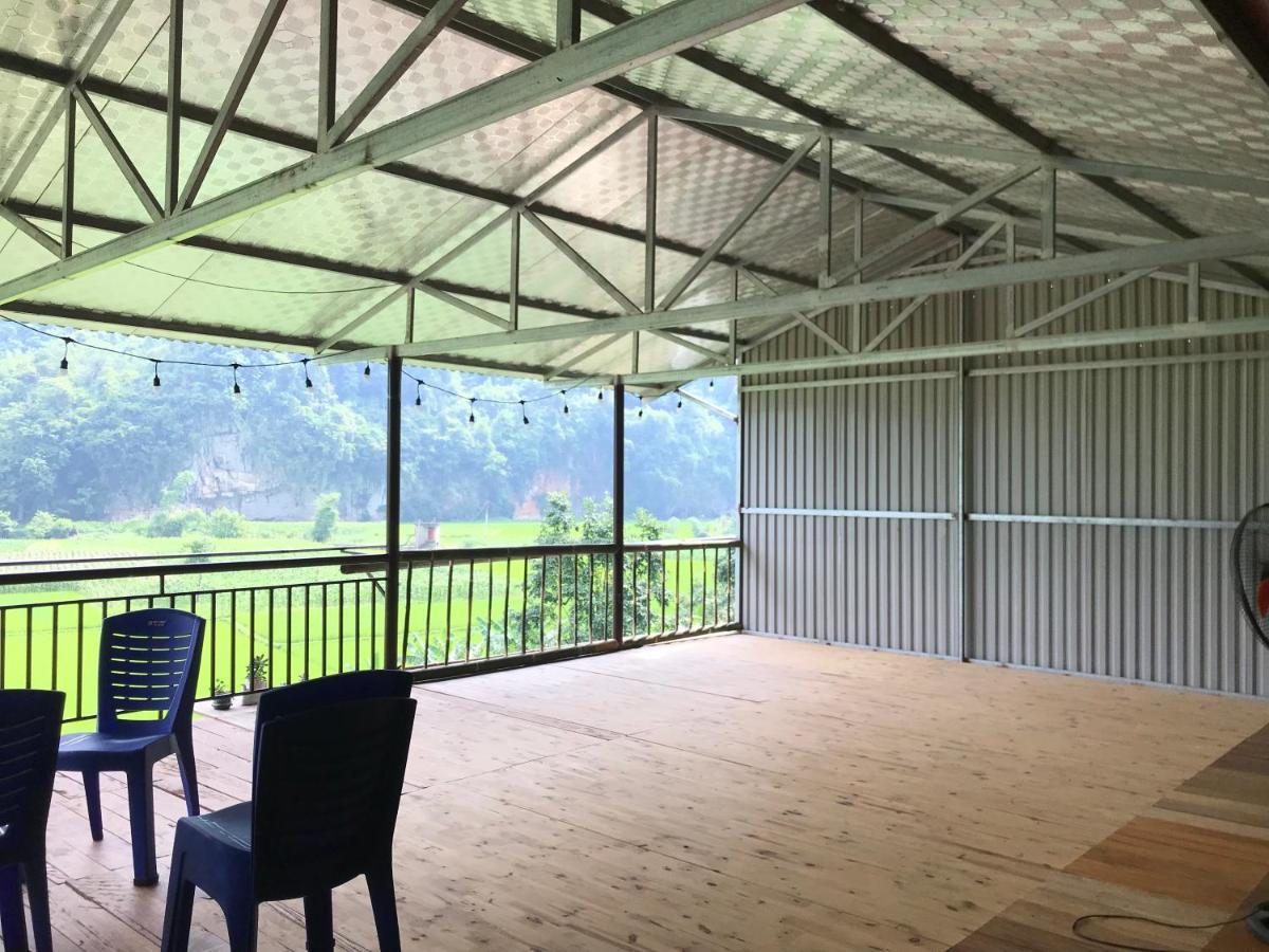 Ba Be Hoang Quan Homestay מראה חיצוני תמונה