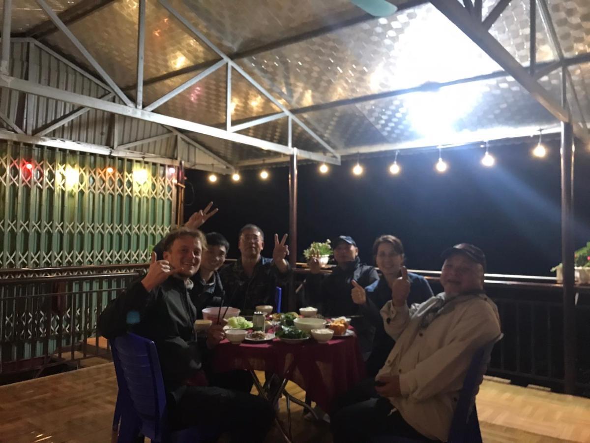 Ba Be Hoang Quan Homestay מראה חיצוני תמונה