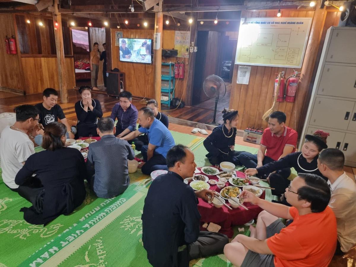 Ba Be Hoang Quan Homestay מראה חיצוני תמונה